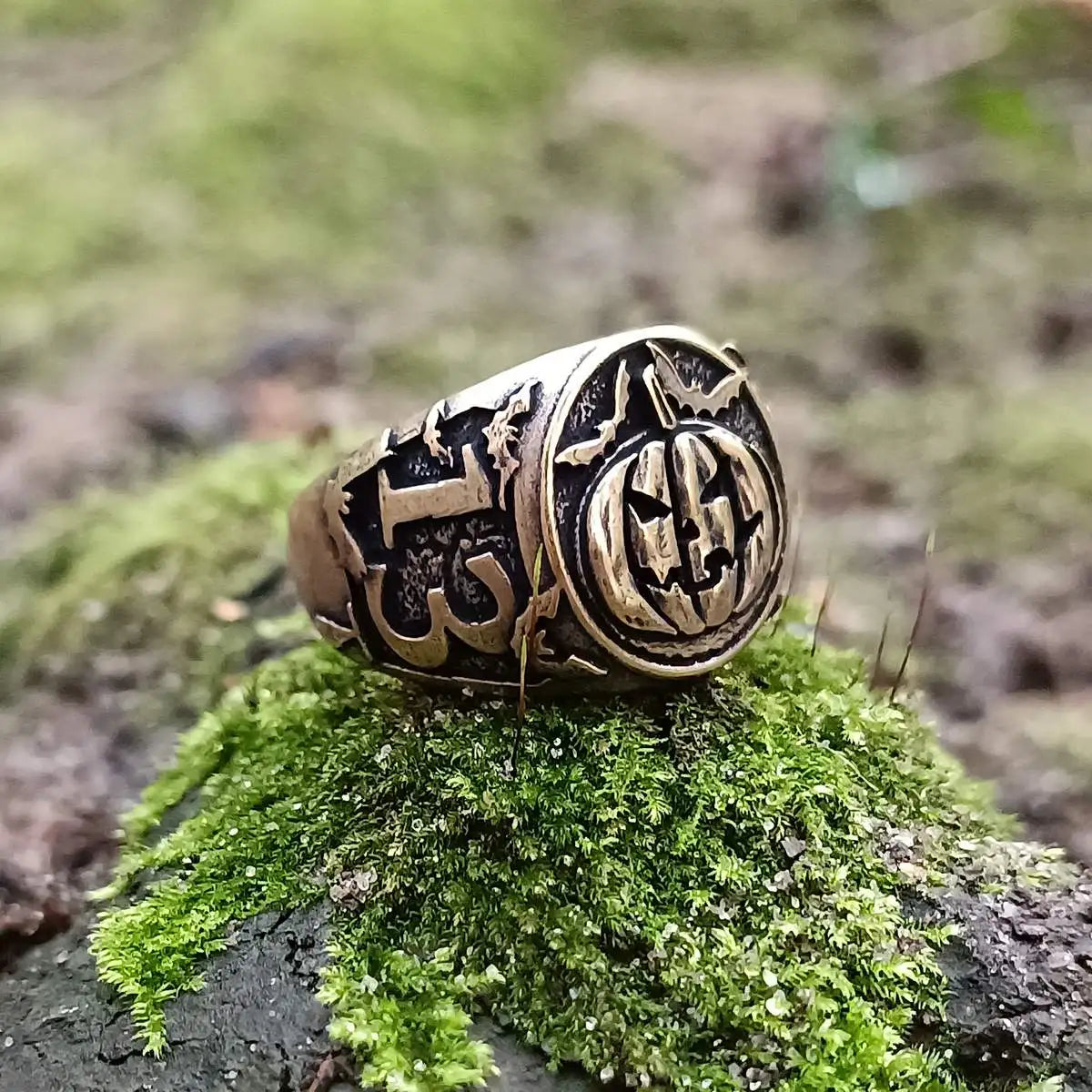 Halloween pumpkin ring