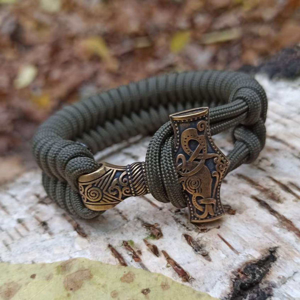 Mjolnir replica paracord bracelet