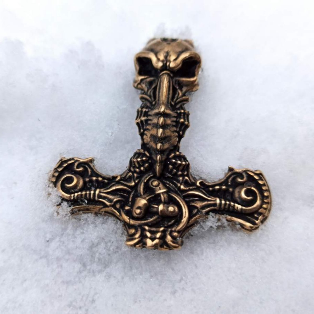 Hammer of Thor skull pendant