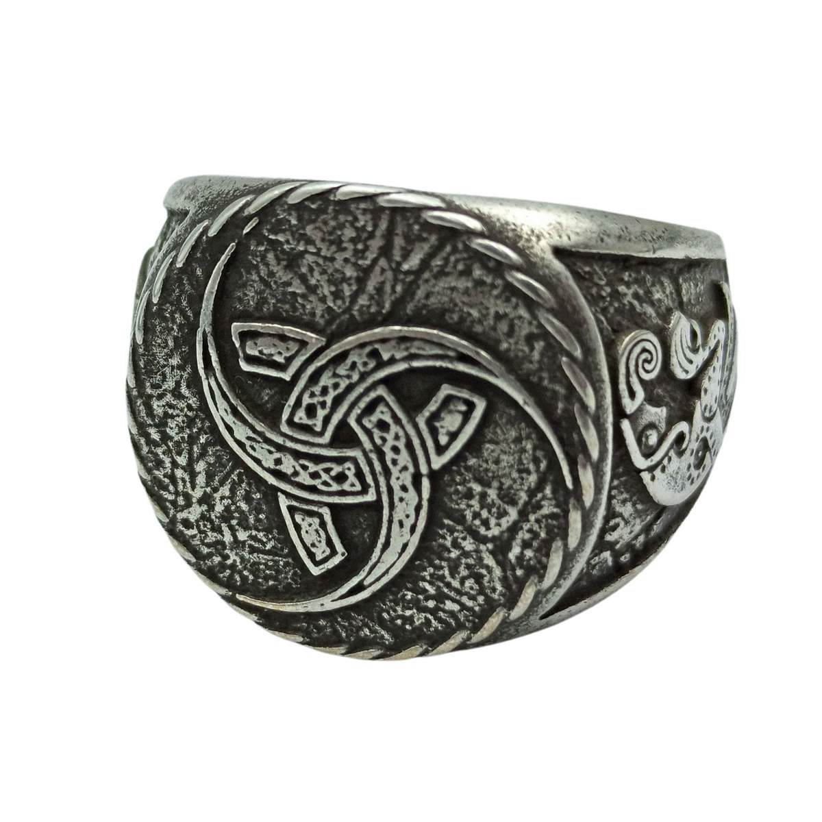 Triple horn of Odin ring