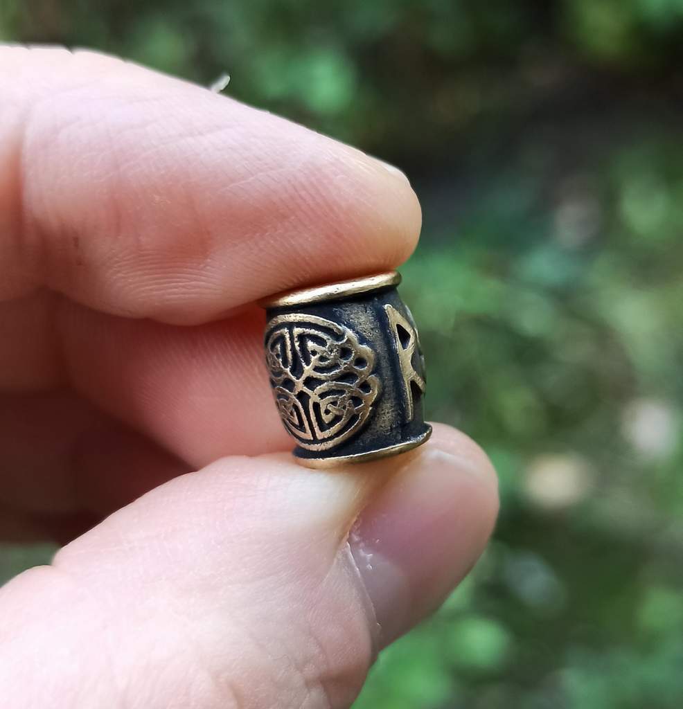 Raido rune bead