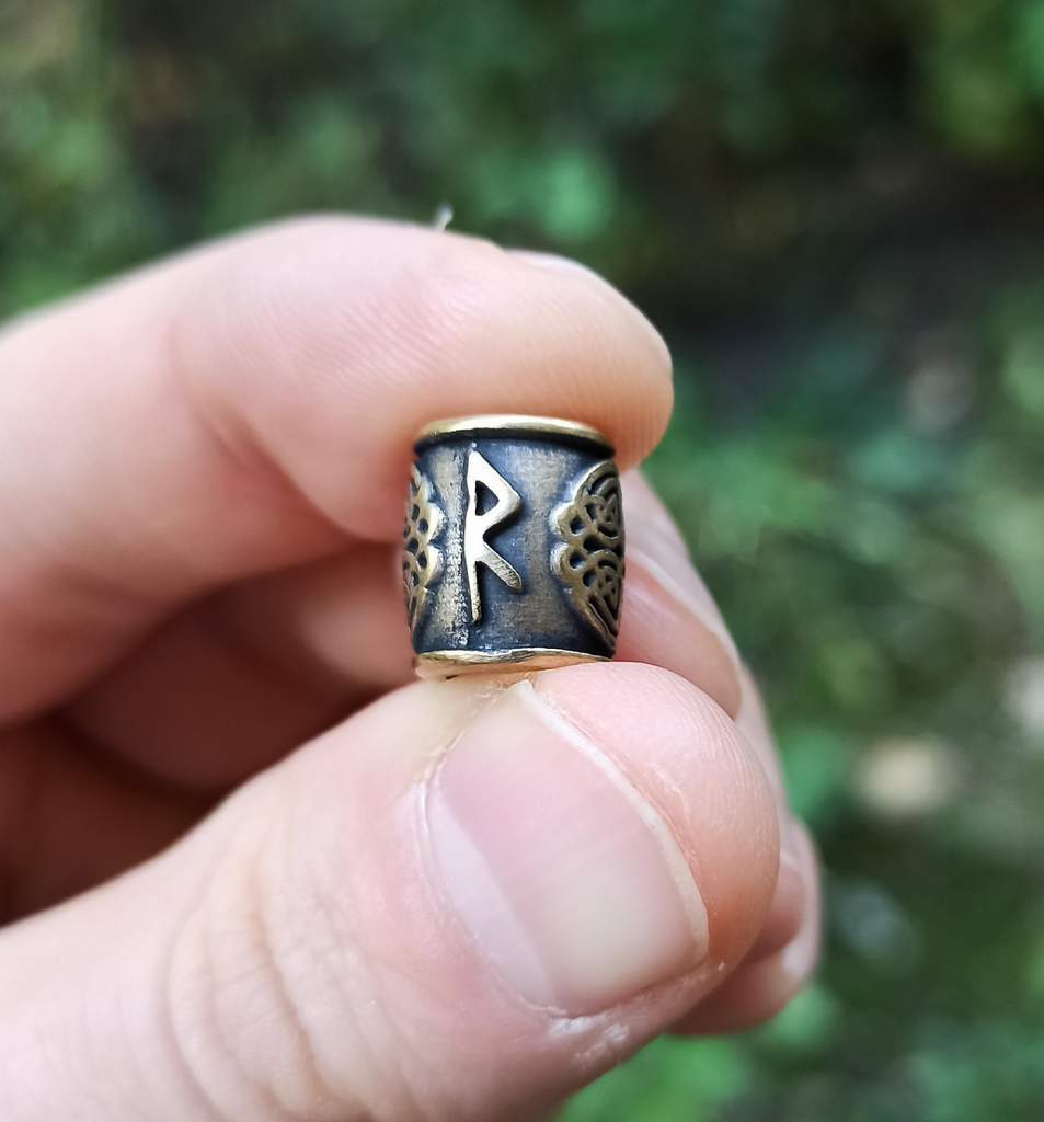 Raido rune bead
