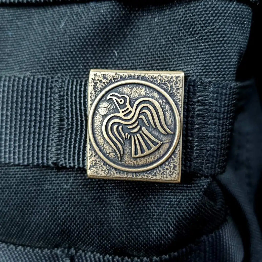 Viking Raven banner Molle clip