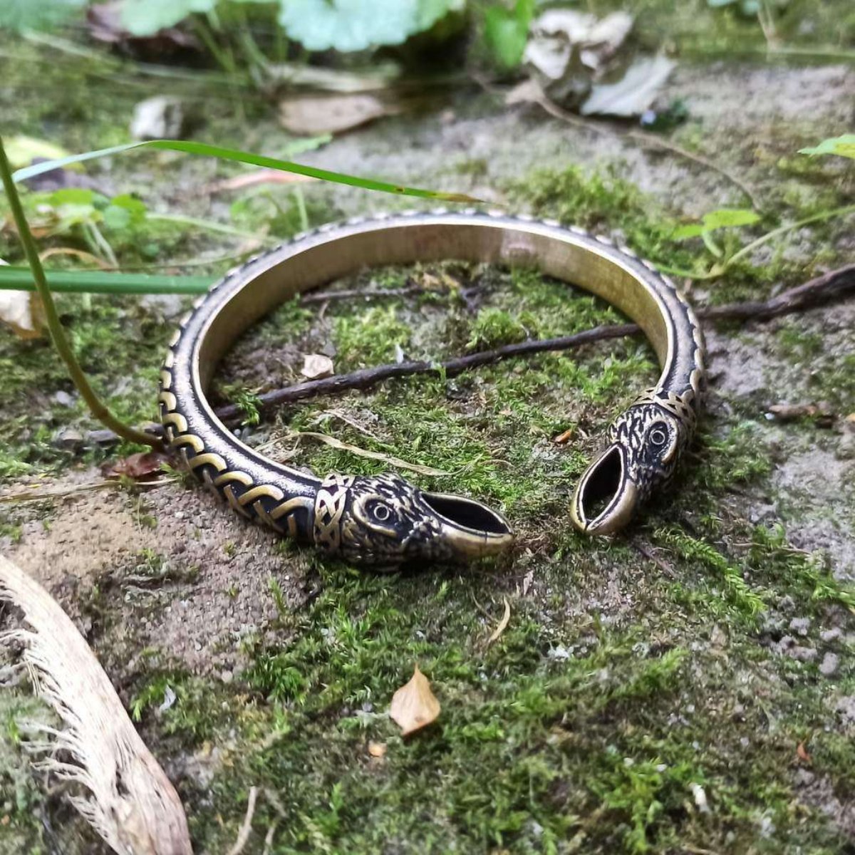 Viking arm ring raven bracelet