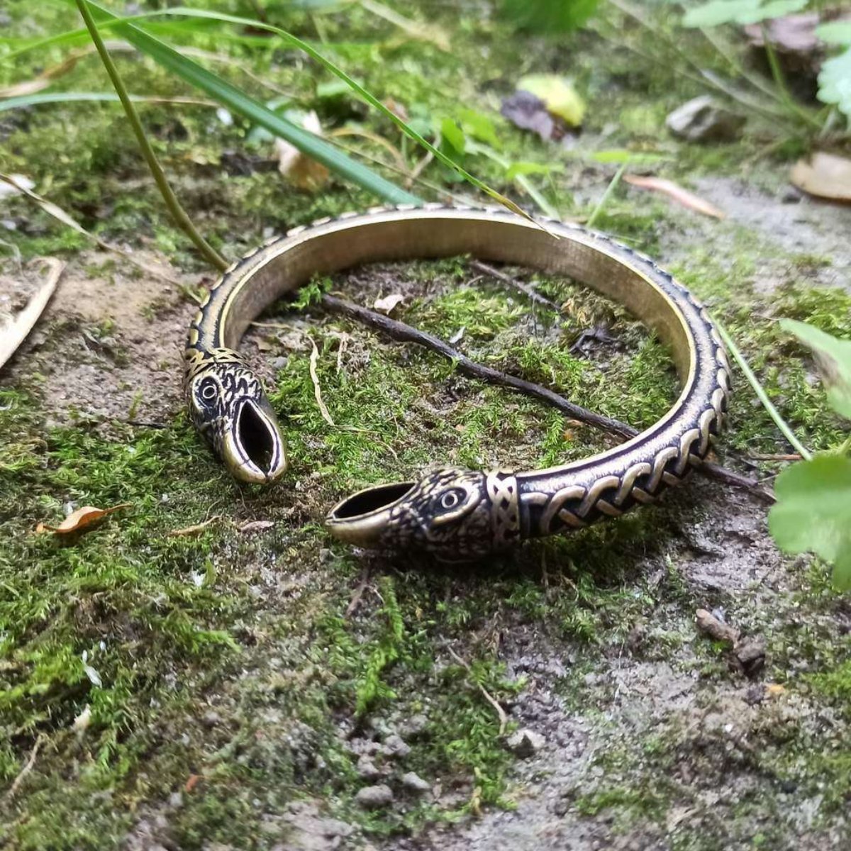 Viking arm ring raven bracelet