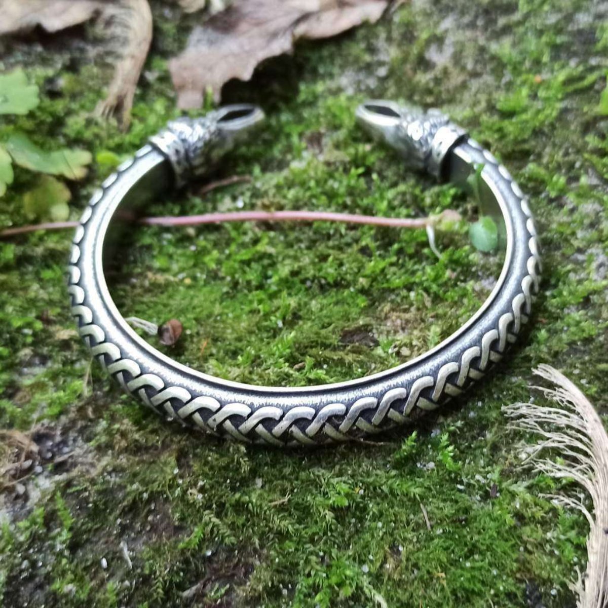 Viking arm ring raven bracelet
