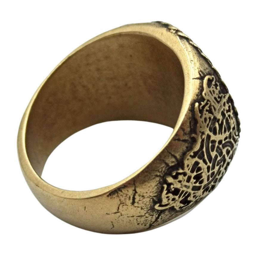 Raven banner ring