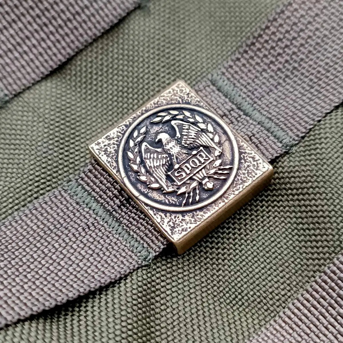 Aquila eagle Molle clip
