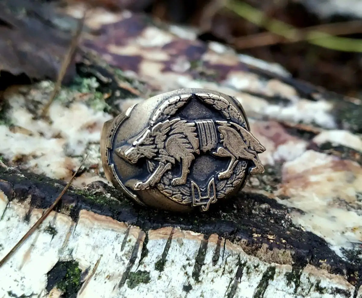 Ukrainian army wolf signet ring