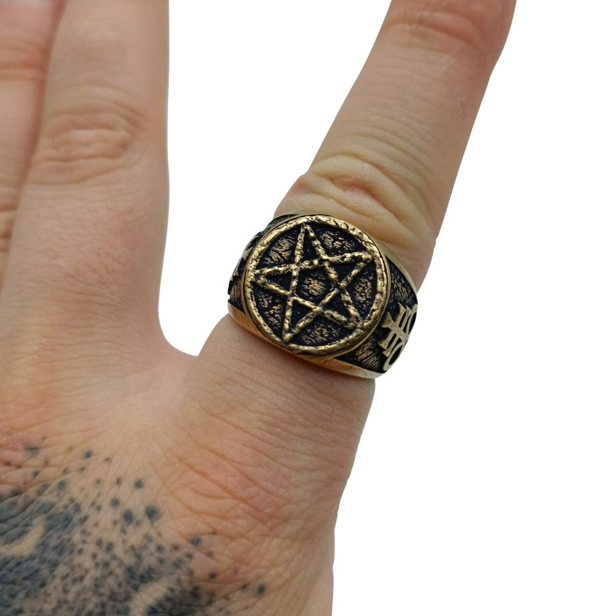 Satanic pentagram ring