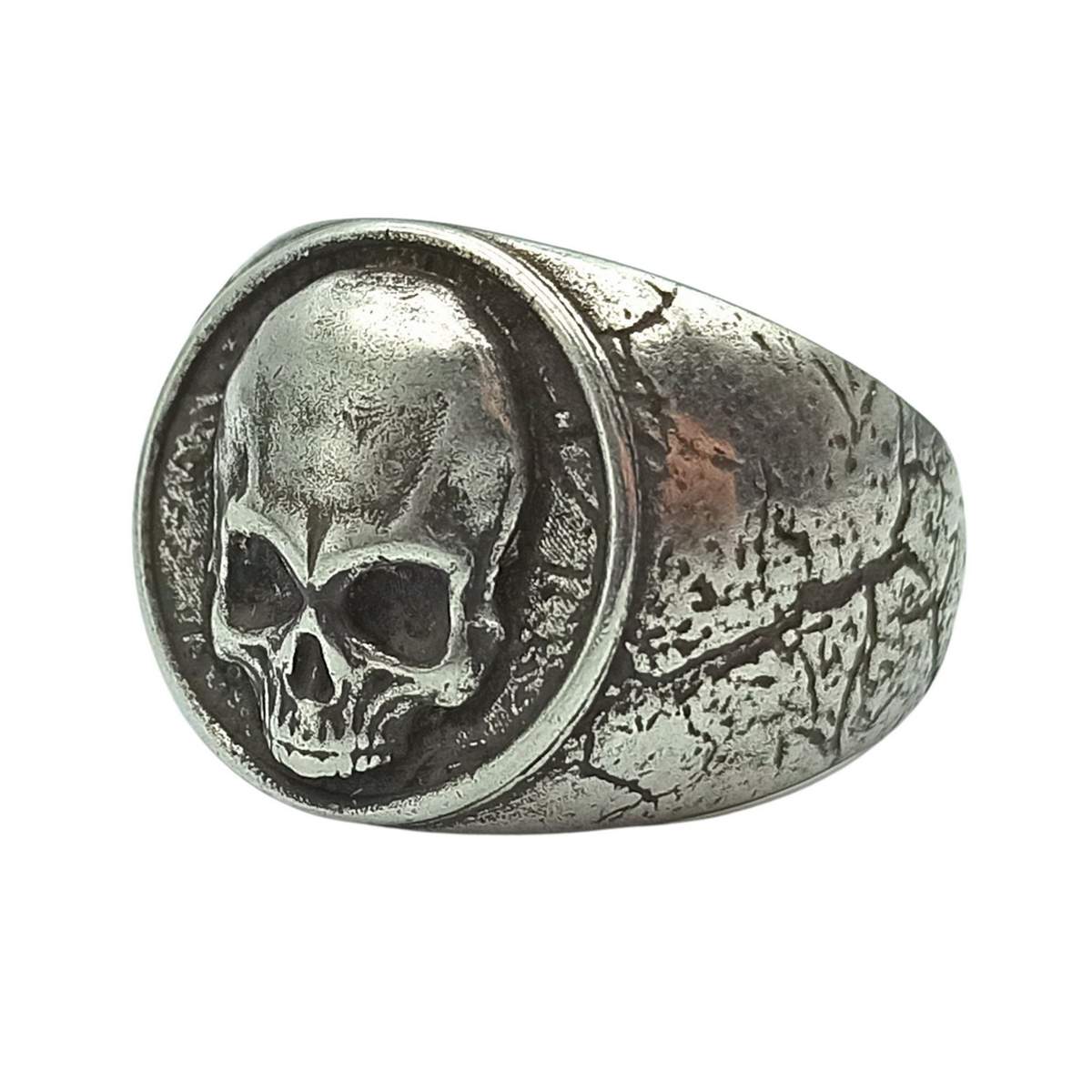 Human skull signet ring