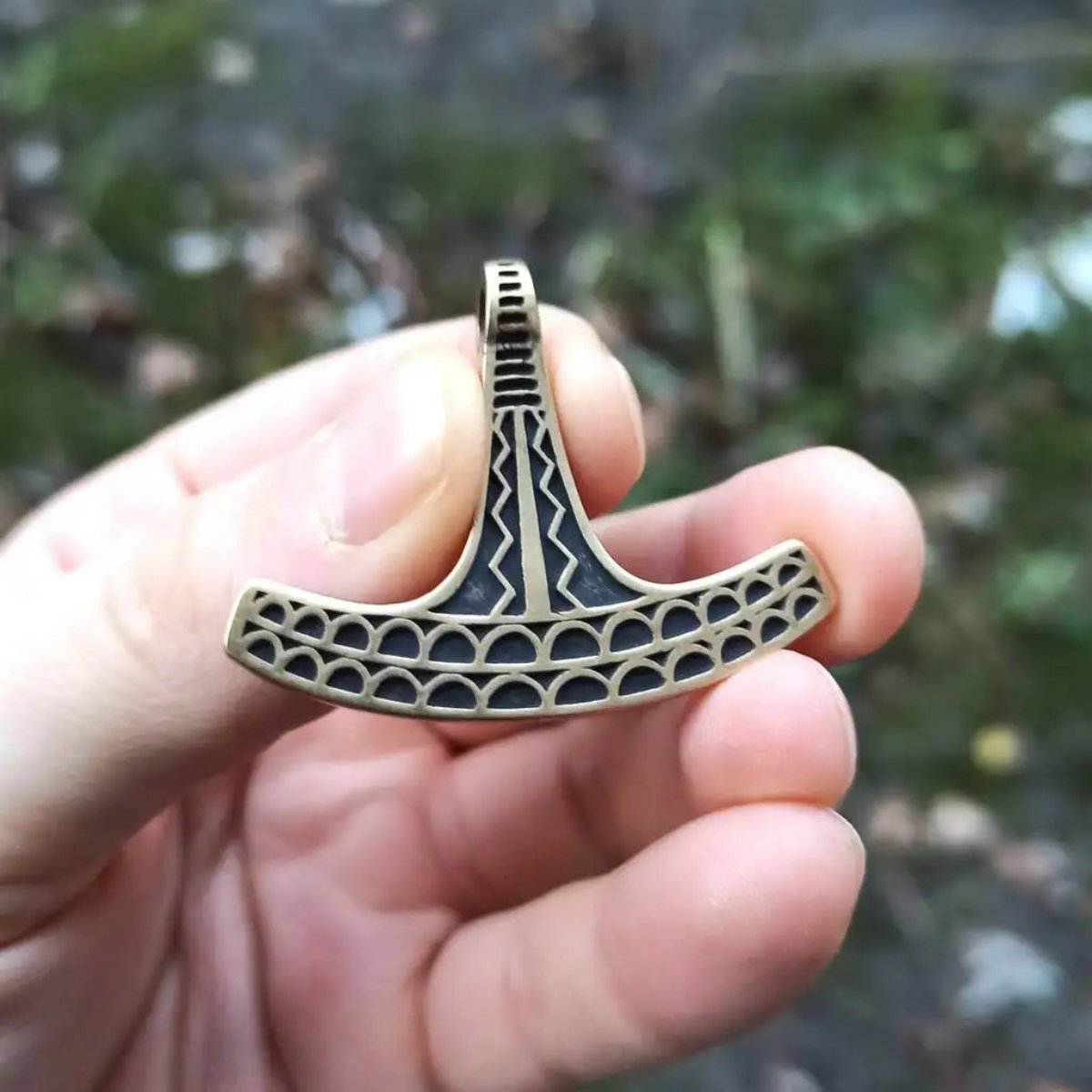 Ukko Mjolnir replica pendant