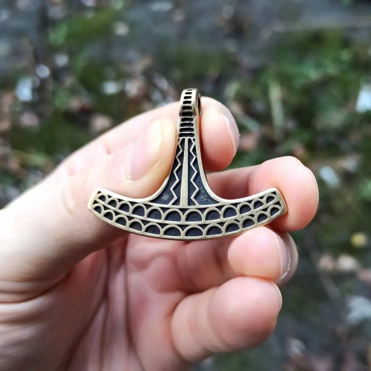 Ukko Mjolnir replica pendant
