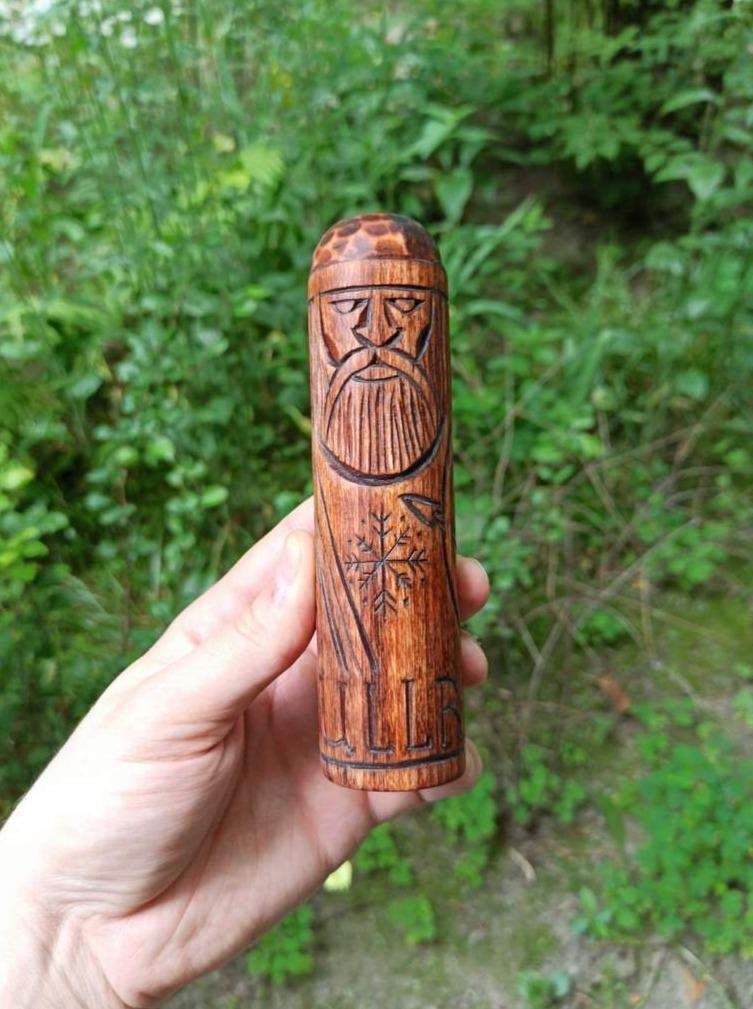 Ullr wooden statue