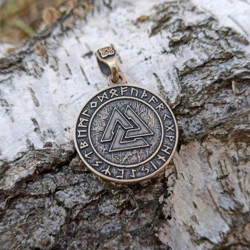 Valknut in circle of Elder Futhark runes pendant