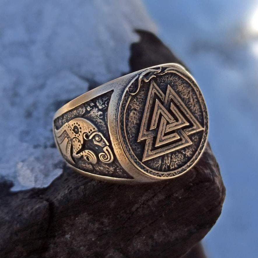 Valknut Symbol germanic raven ring