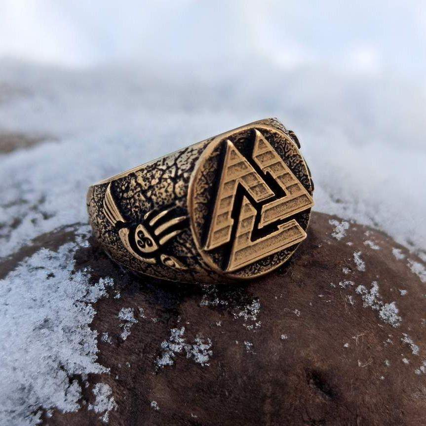 Valknut ring