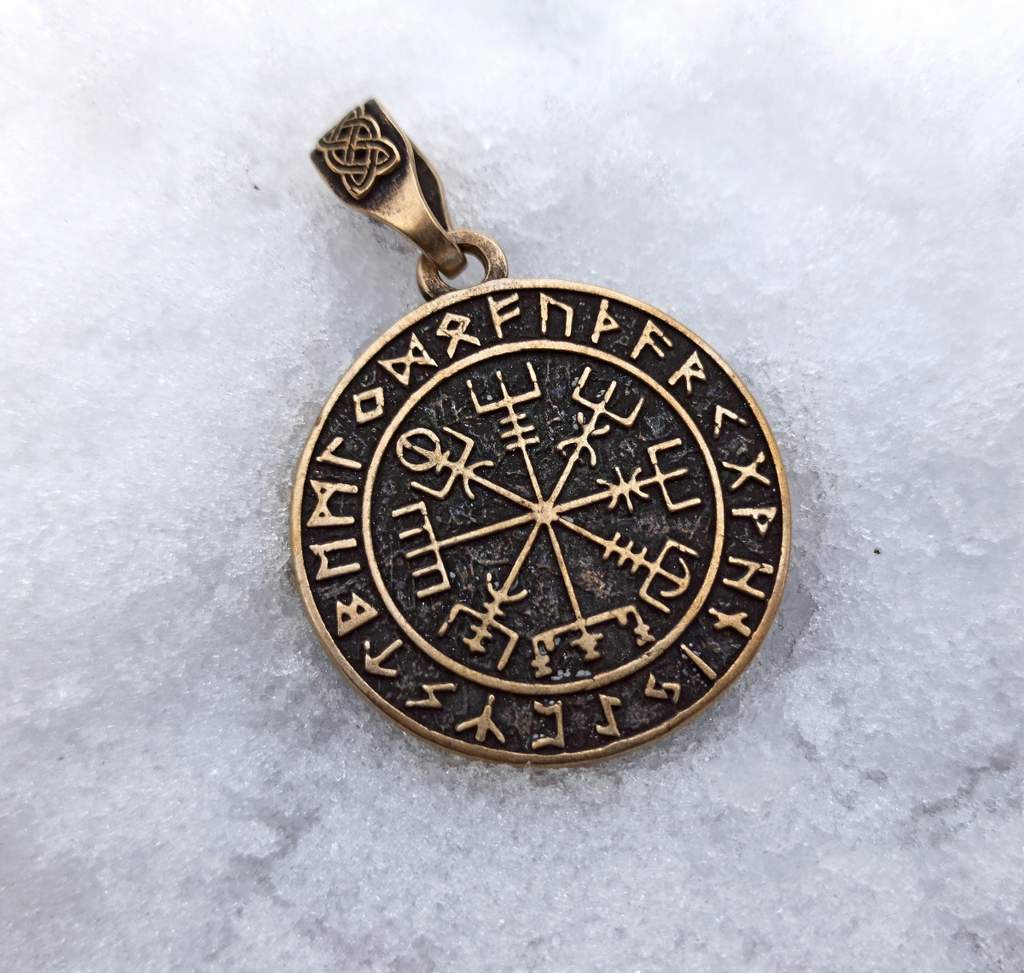Vegvisir in circle of Elder Futhark runes pendant