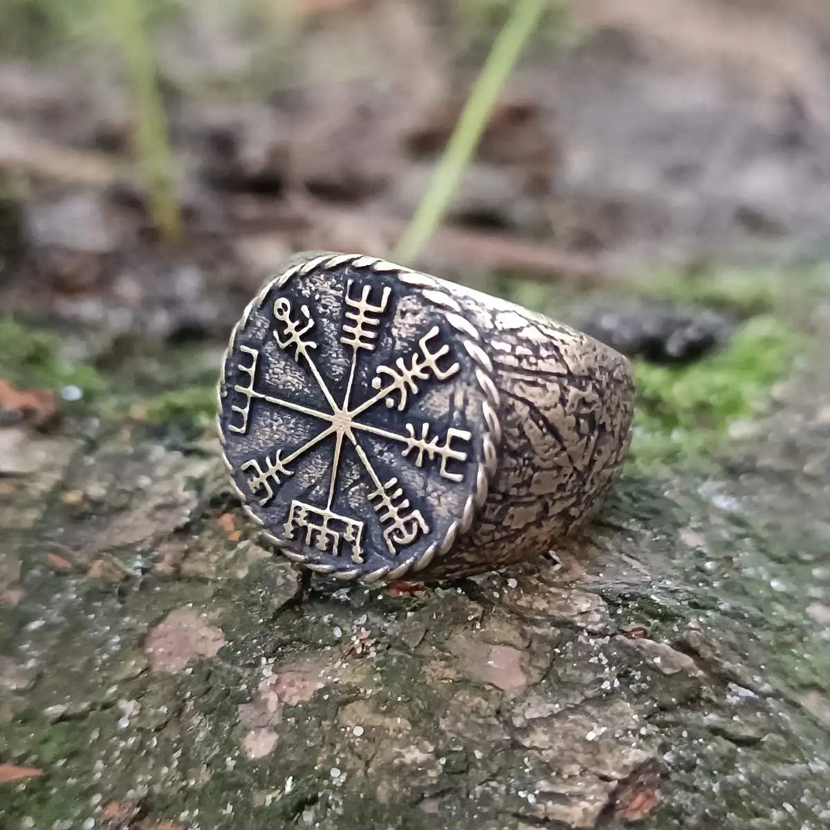 Vegvisir ring Viking compass