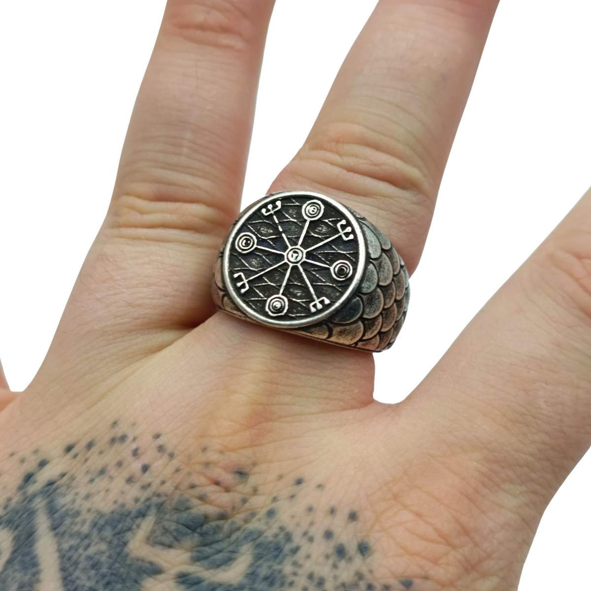 Veidistafur stave ring