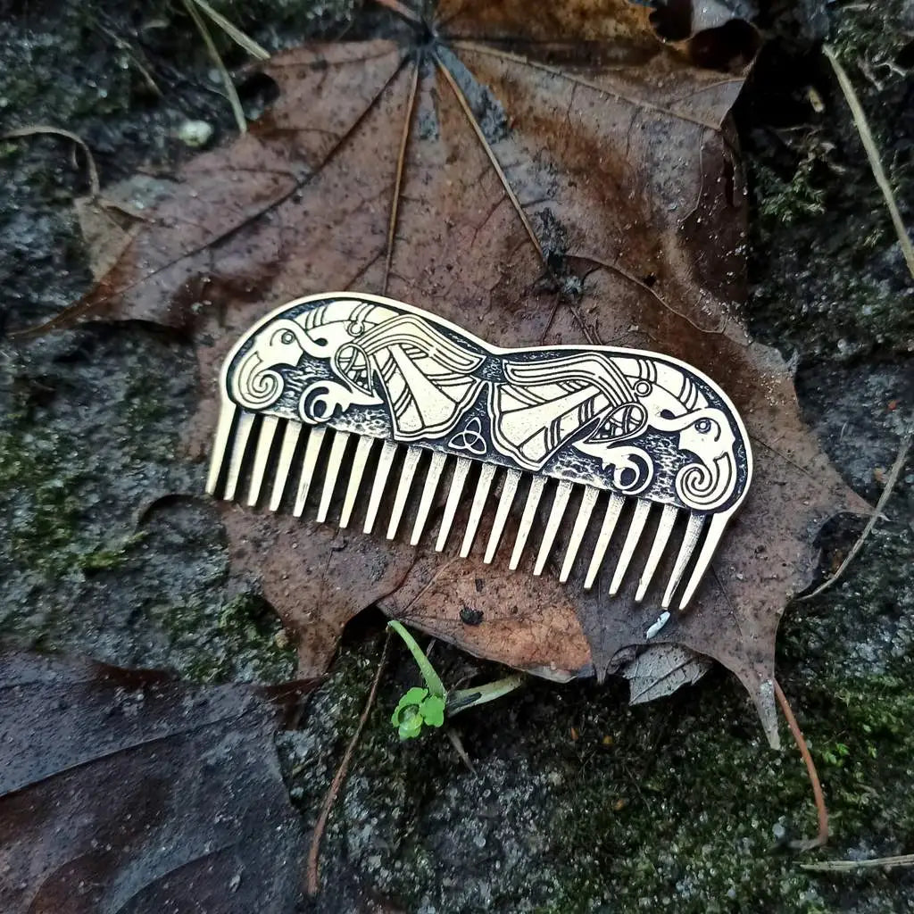 Germanic raven beard Viking comb