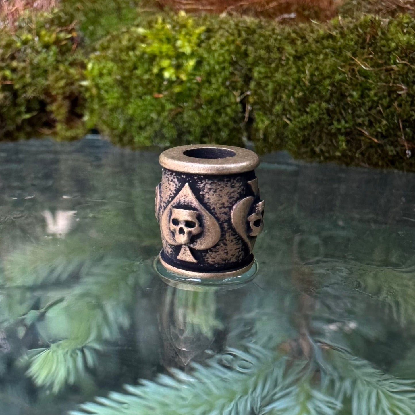 Ace of Spades paracord bead