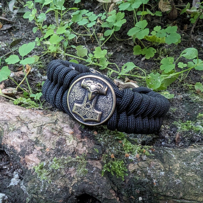 Thor Mjolnir Paracord Bracelet with Goat Clasp