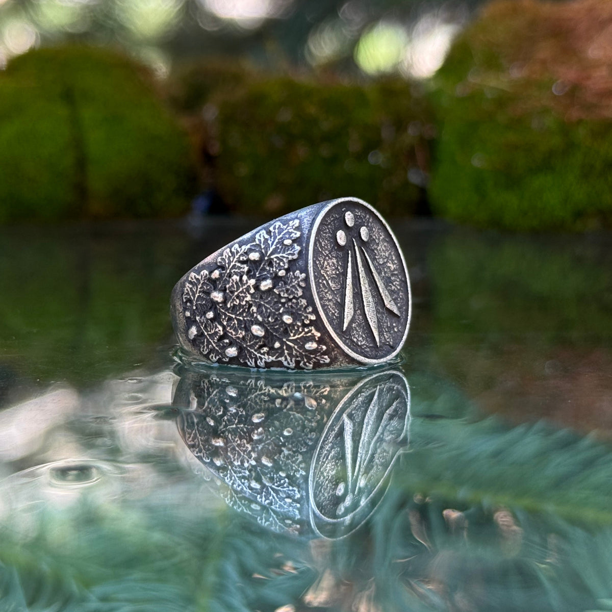Awen signet ring