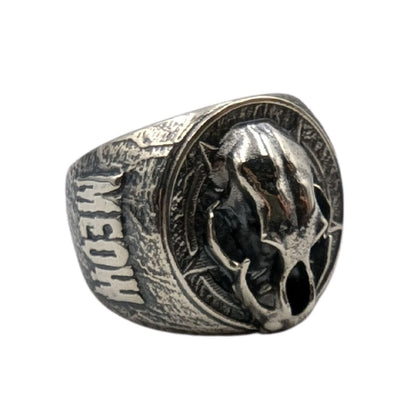 Cat skull signet ring