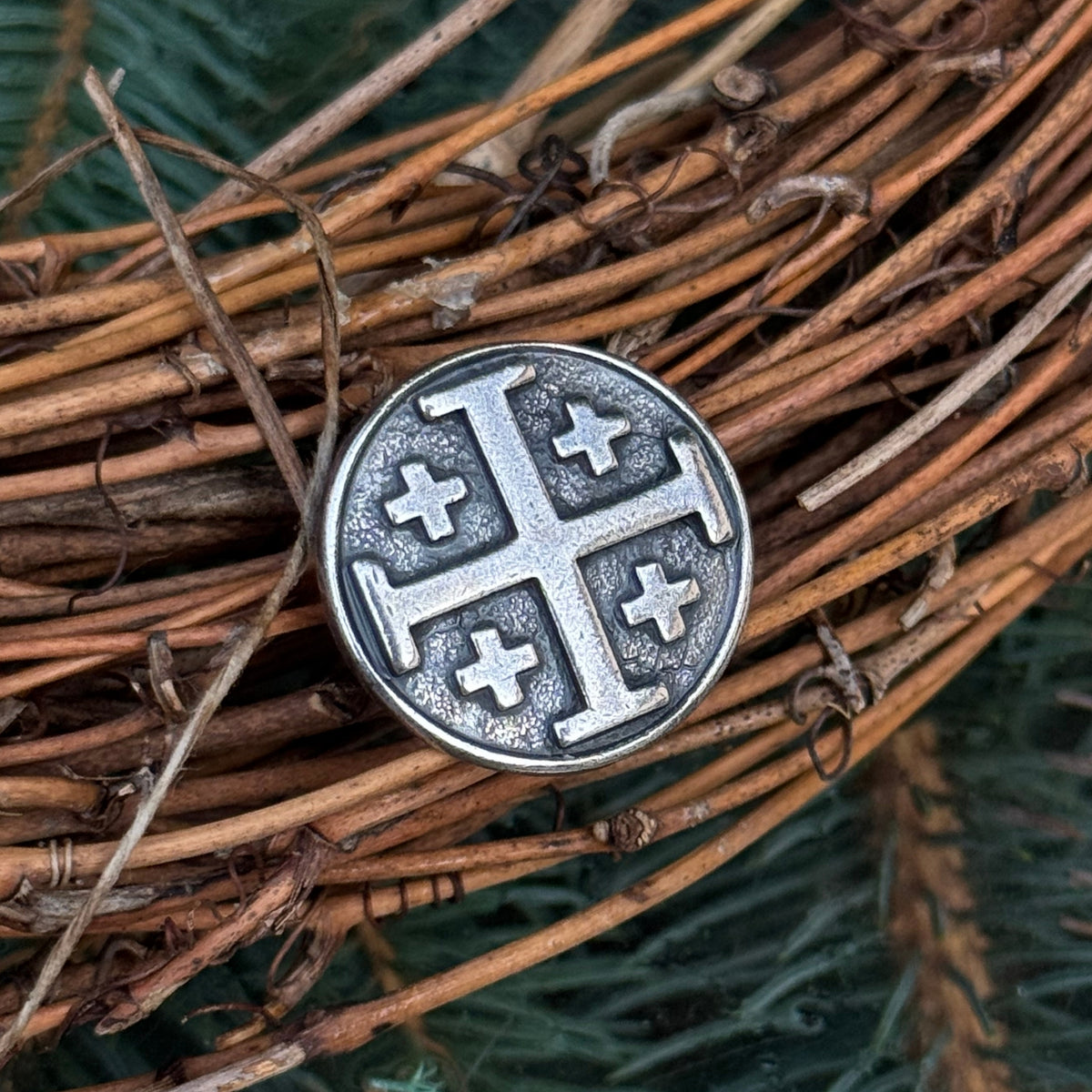 Jerusalem Cross Paracord Bead