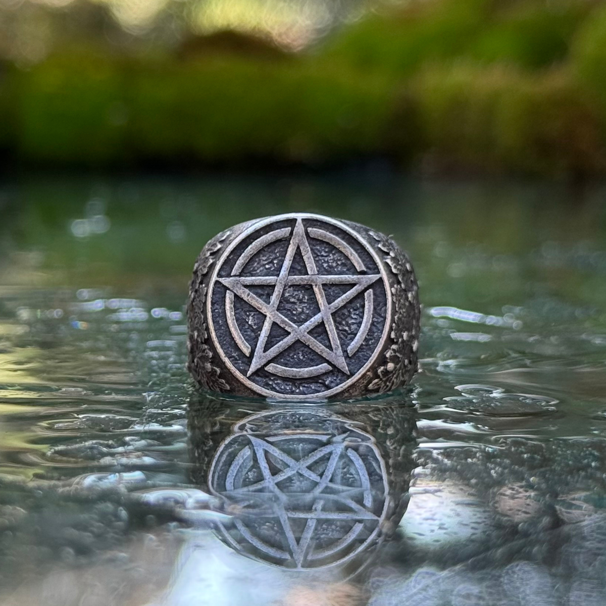 Wiccan pentacle ring