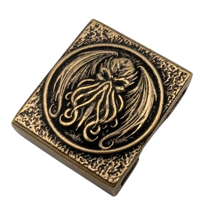 Cthulhu molle clip