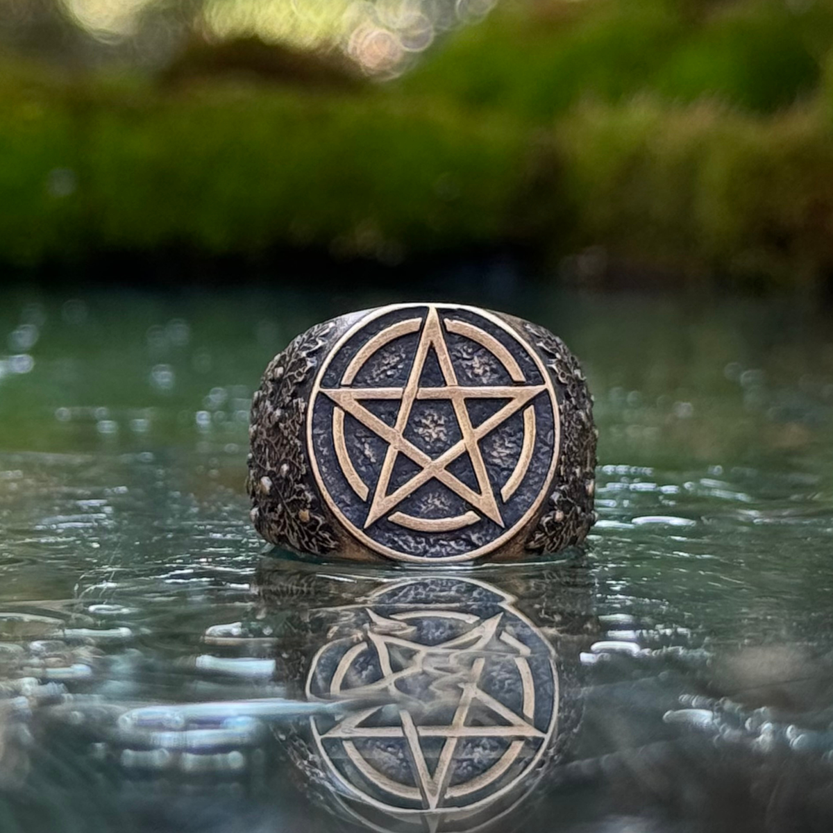 Wiccan pentacle ring
