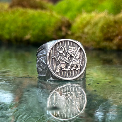 Torslunda dancer ring