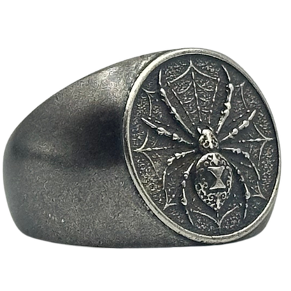 Black Widow Spider Ring