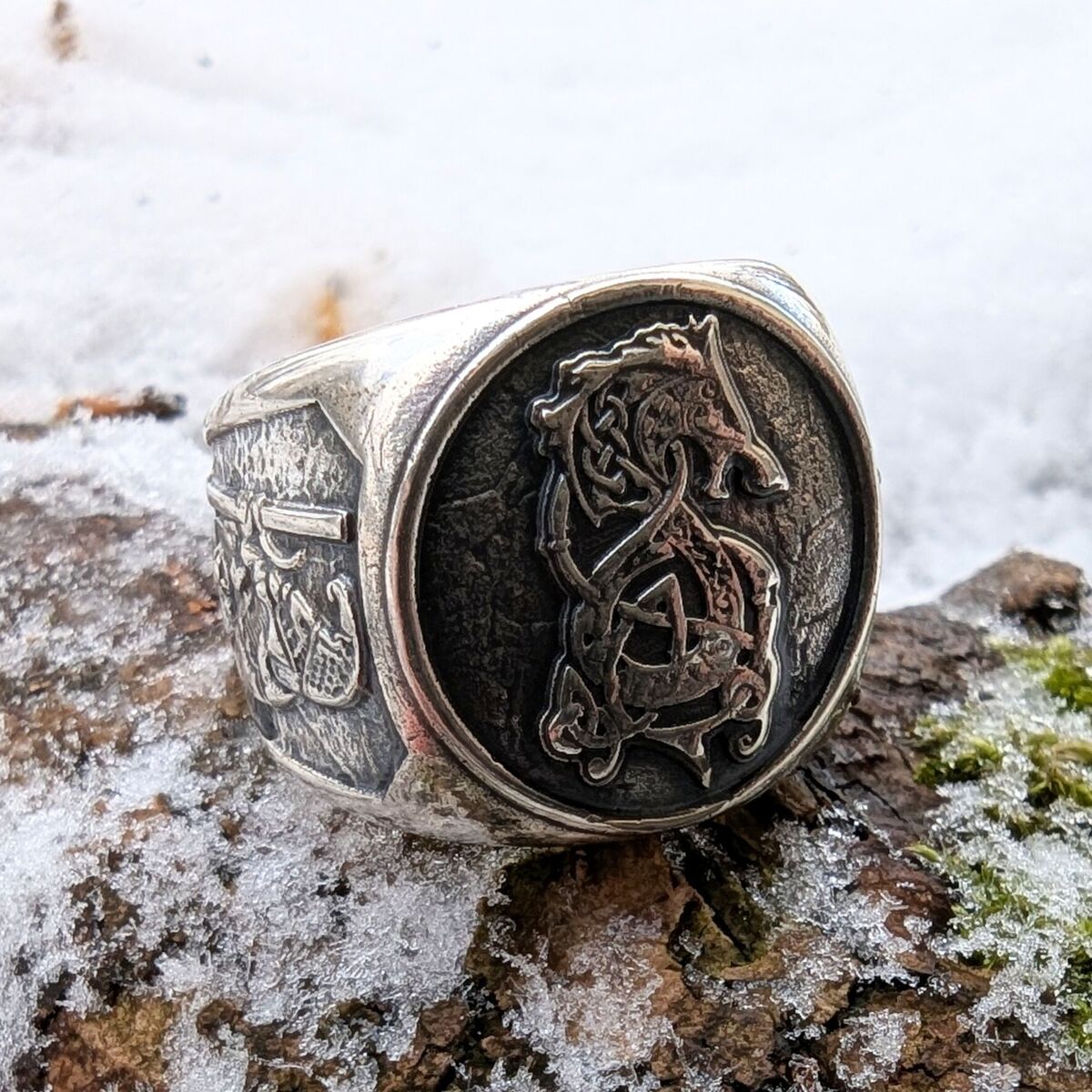 Fenrir wolf signet silver ring