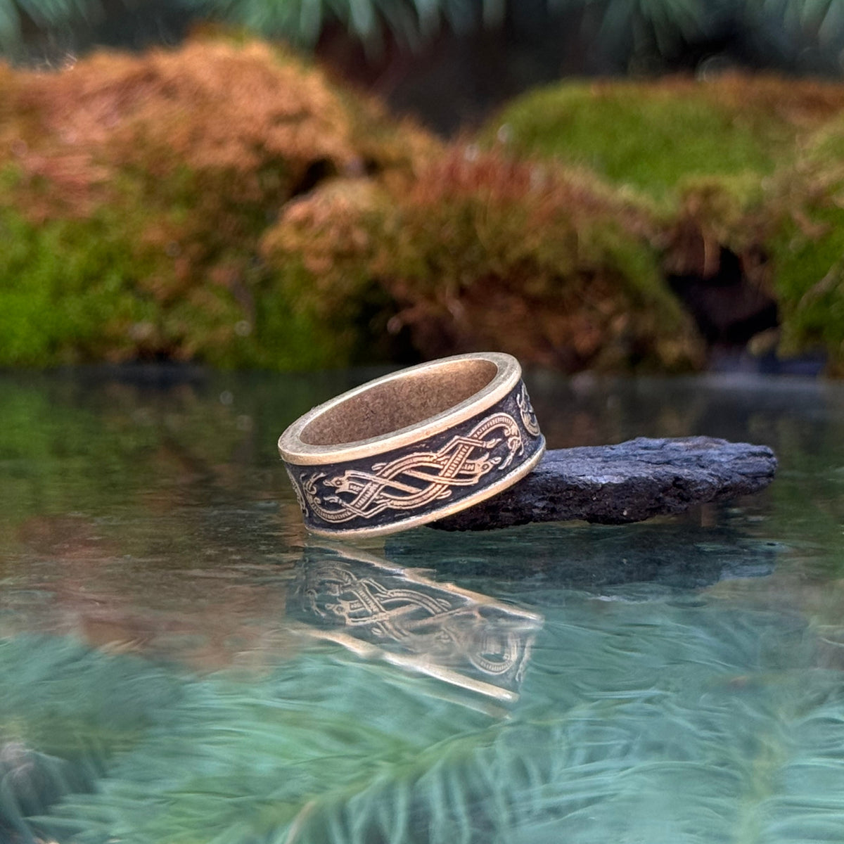 Jelling ornament ring