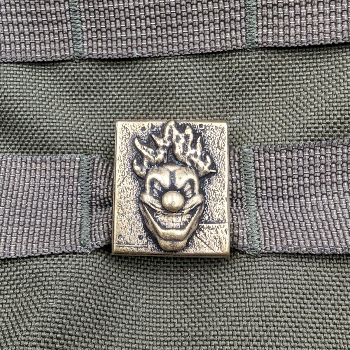 Clown Molle clip