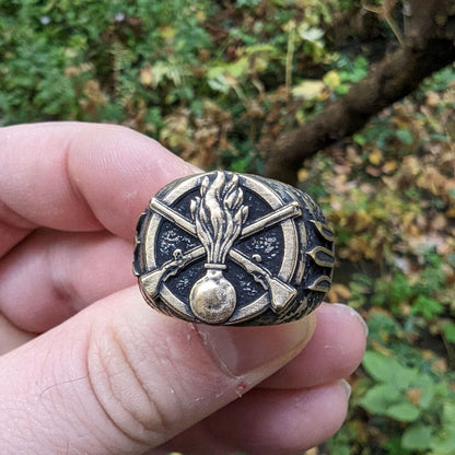 Ukrainian Mechanized Troops ring