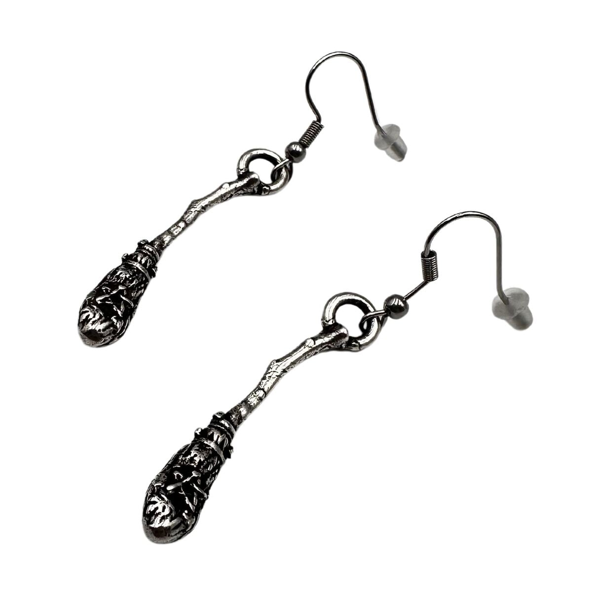 Witch's broom bronze earrings Silver plating