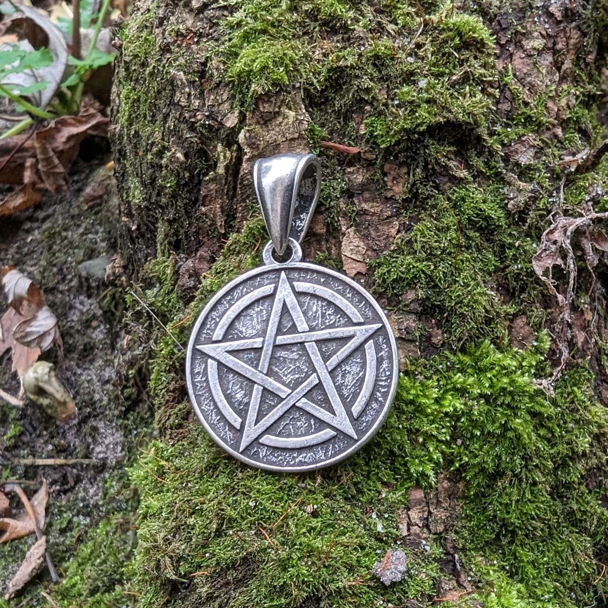 Pentagram bronze pendant   