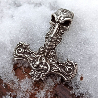 Hammer of Thor skull pendant
