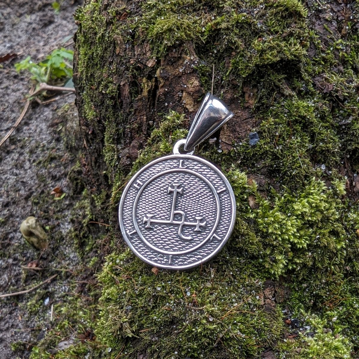 Lilith sigil pendant