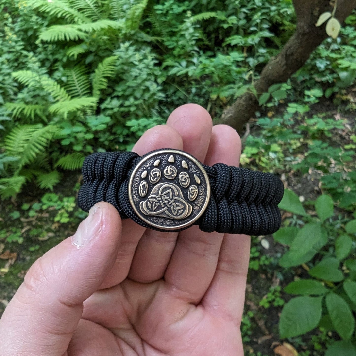 Bear Paracord with Bear Paw bead Bracelet