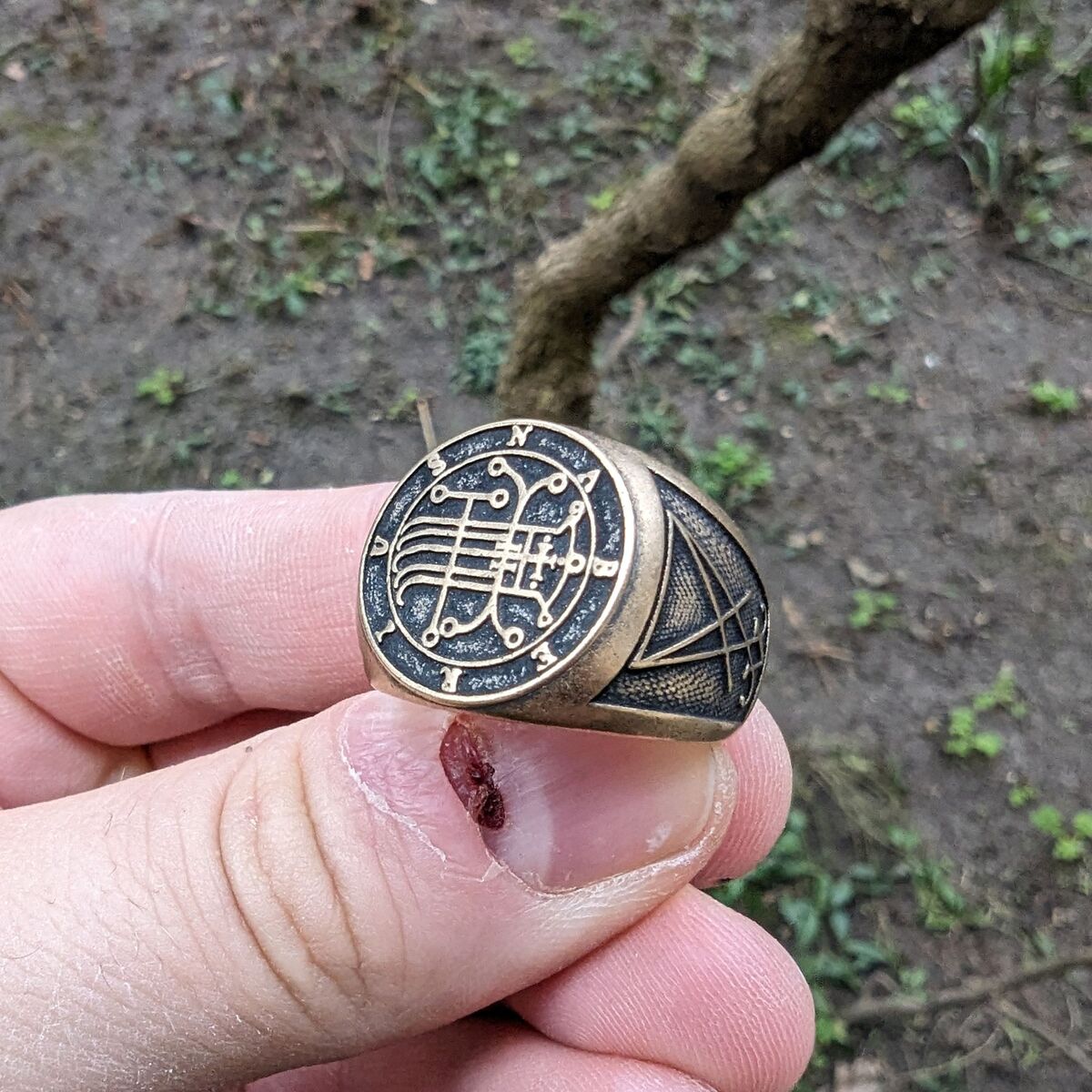 Naberius sigil ring