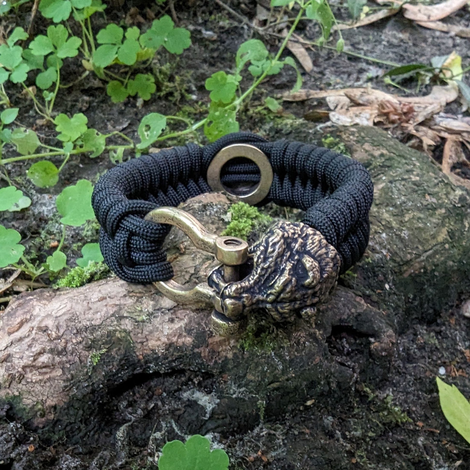 Bear Paracord with Bear Paw bead Bracelet