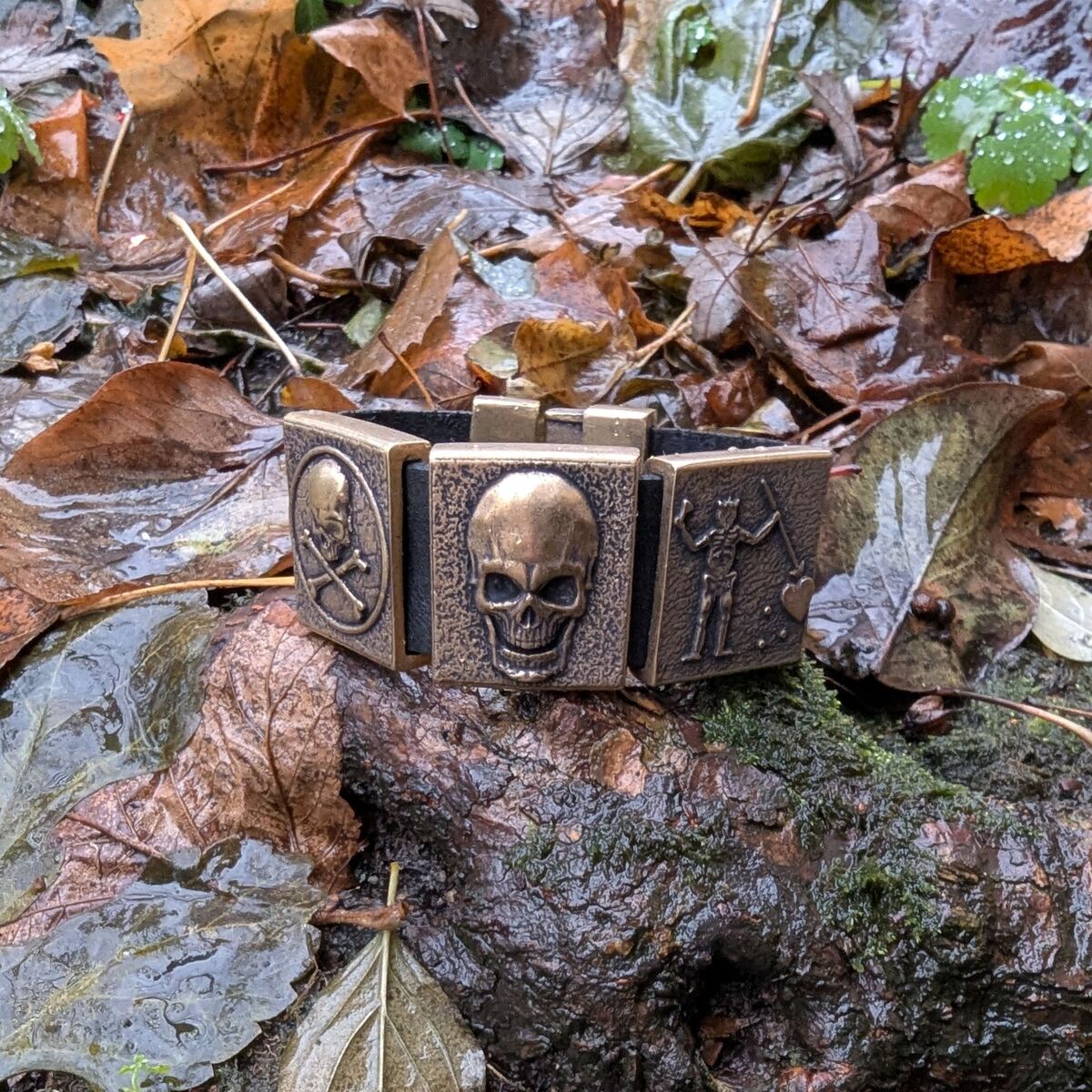 Pirate leather wrist cuff bracelet