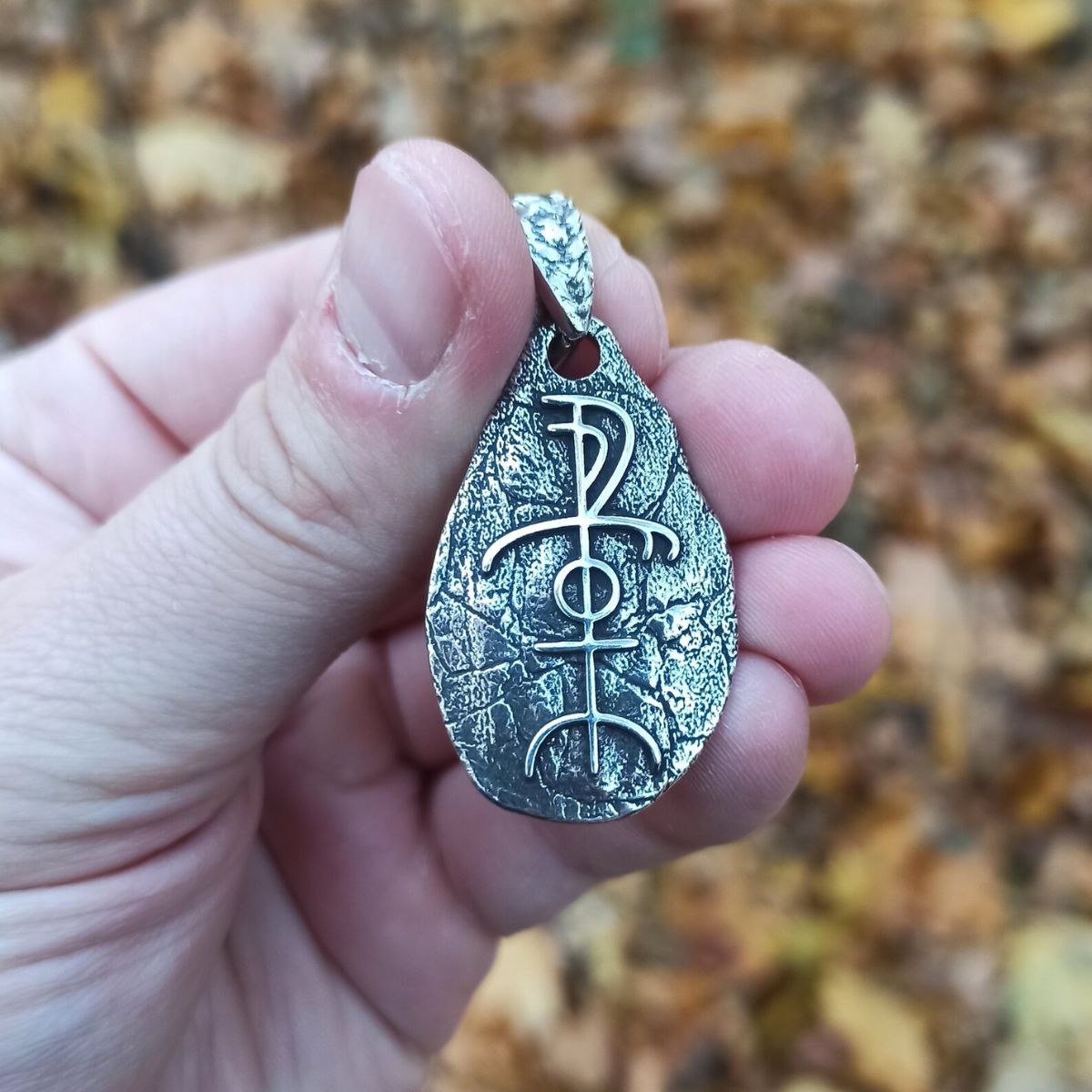 Freyr boar rune pendant