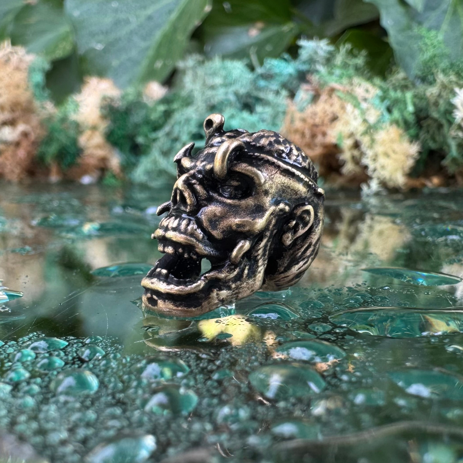 Zombie paracord bead