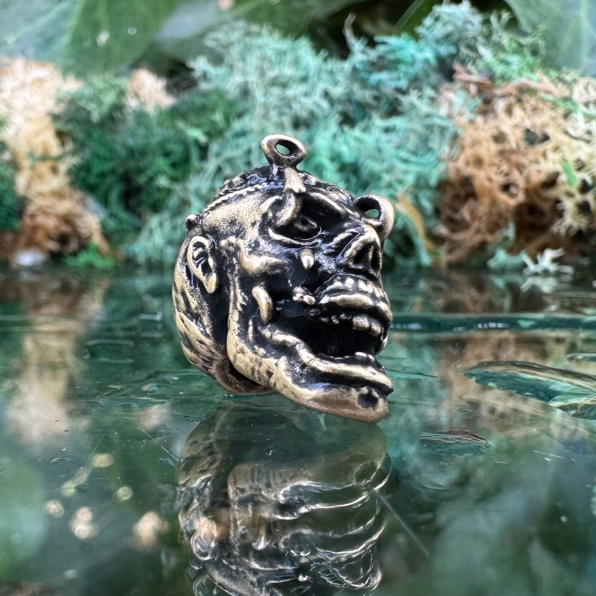 Zombie paracord bead